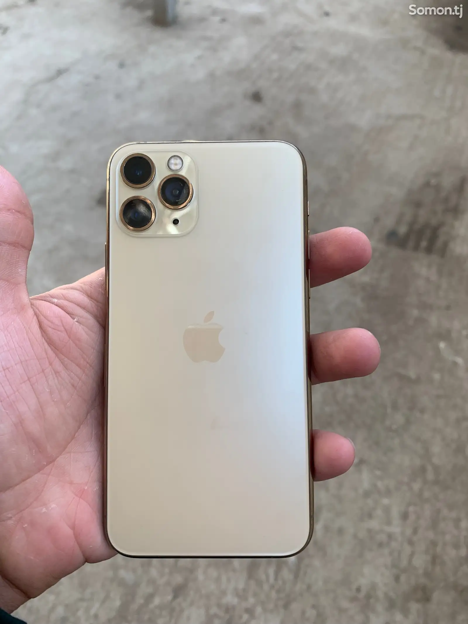 Apple iPhone 11 Pro, 256 gb, Gold-1