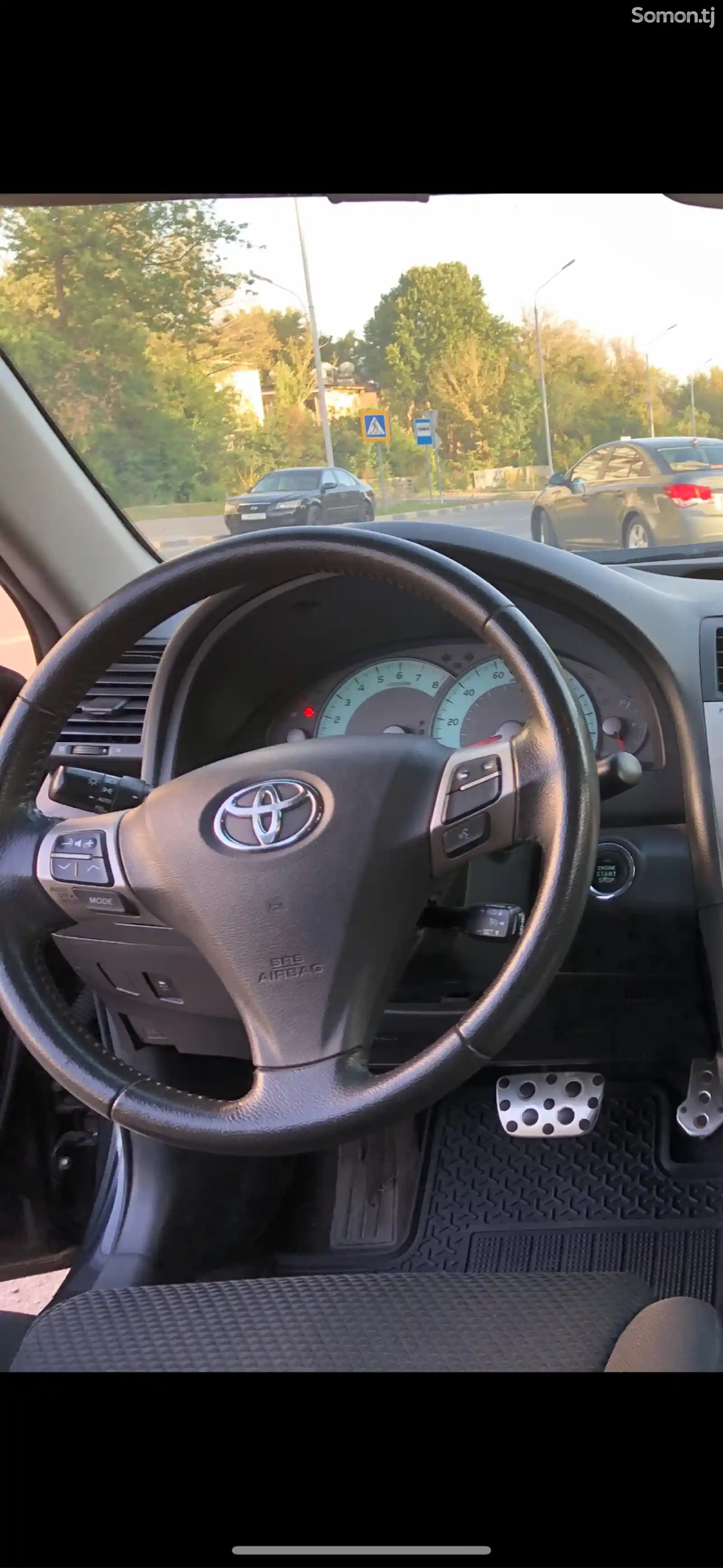 Toyota Camry, 2011-4
