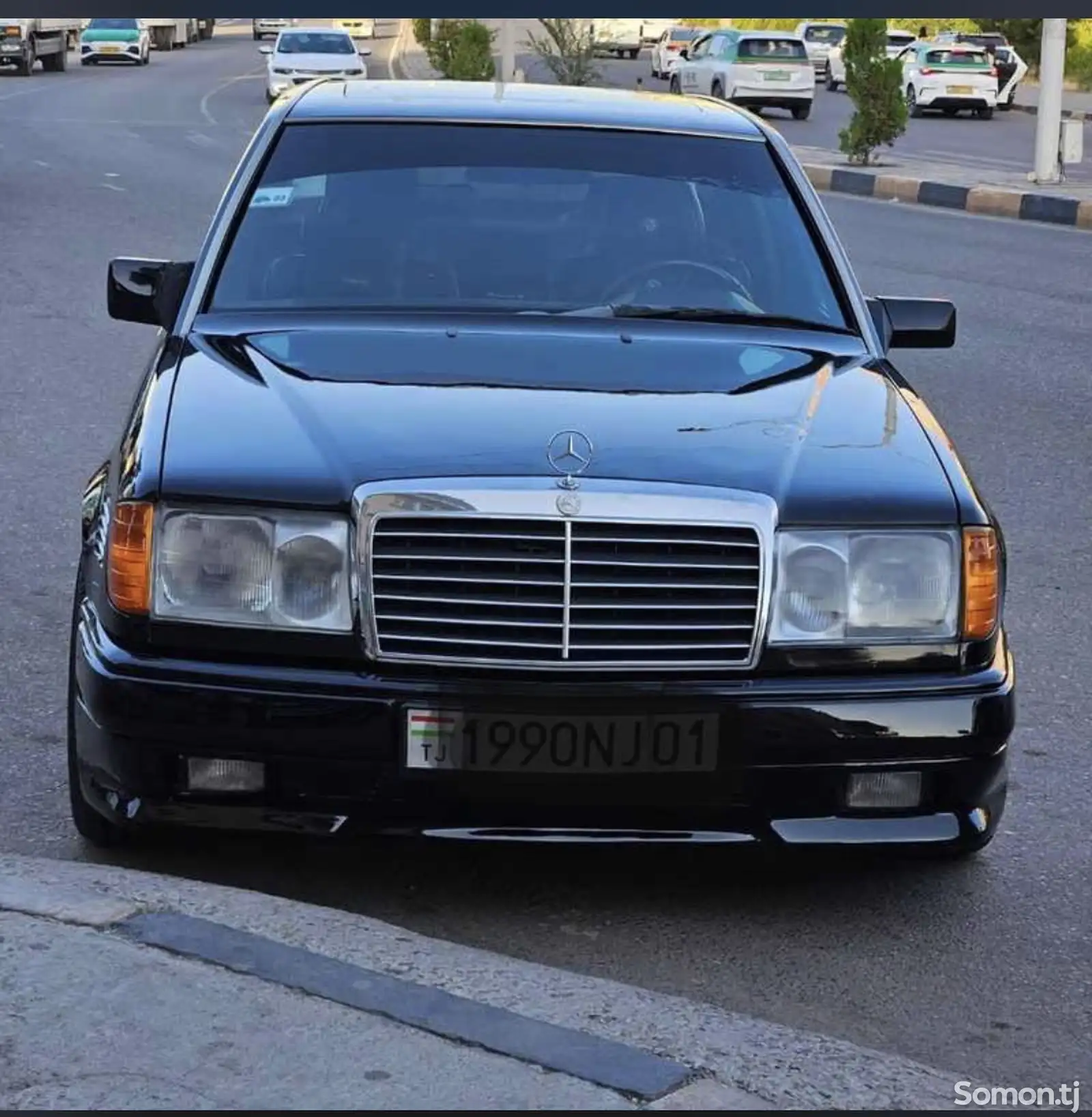 Mercedes-Benz W124, 1990-2