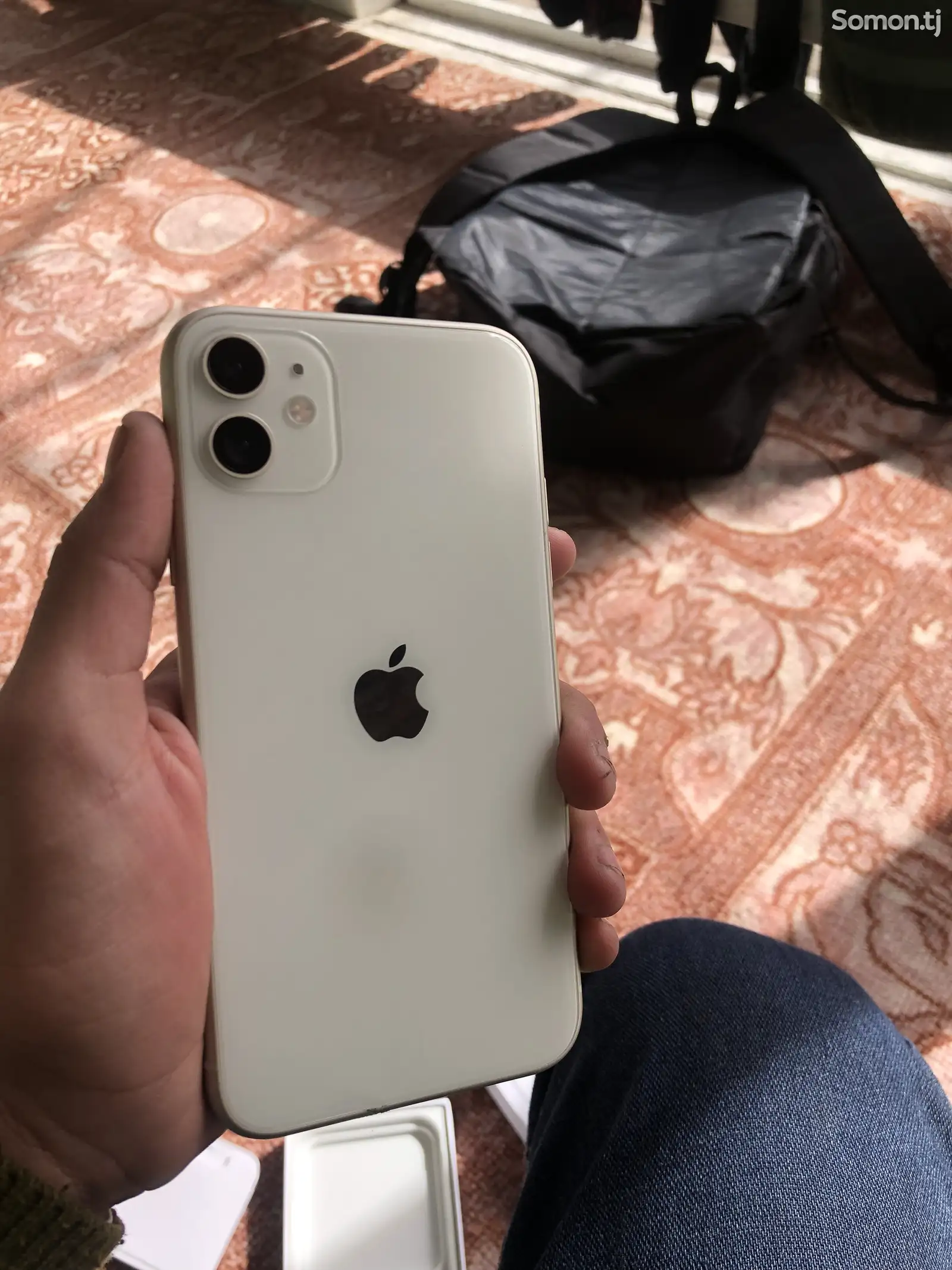 Apple iPhone 11, 64 gb, White-1