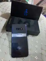 Samsung Galaxy S10e-5