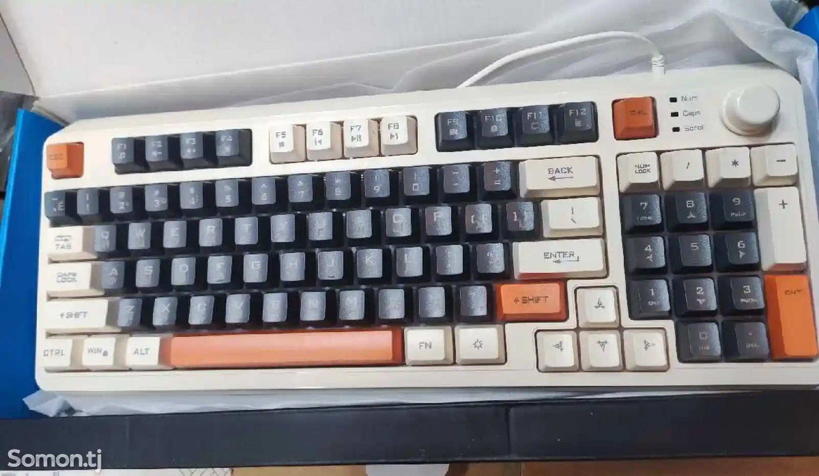 Клавиатура К82 RGB-1