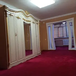 2-комн. квартира, 1 этаж, 80м², 1-мая