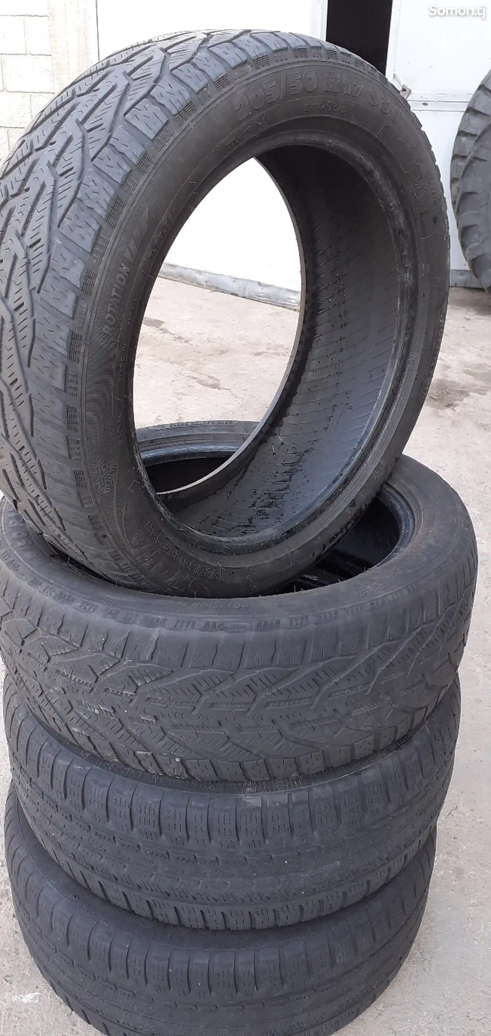 Покрышки 205/50 R17-2