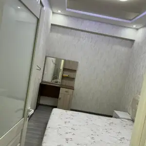 2-комн. квартира, 1 этаж, 70м², 19мкр