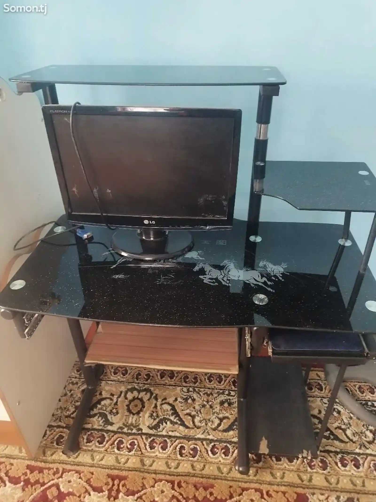 Стол для компьютера-1