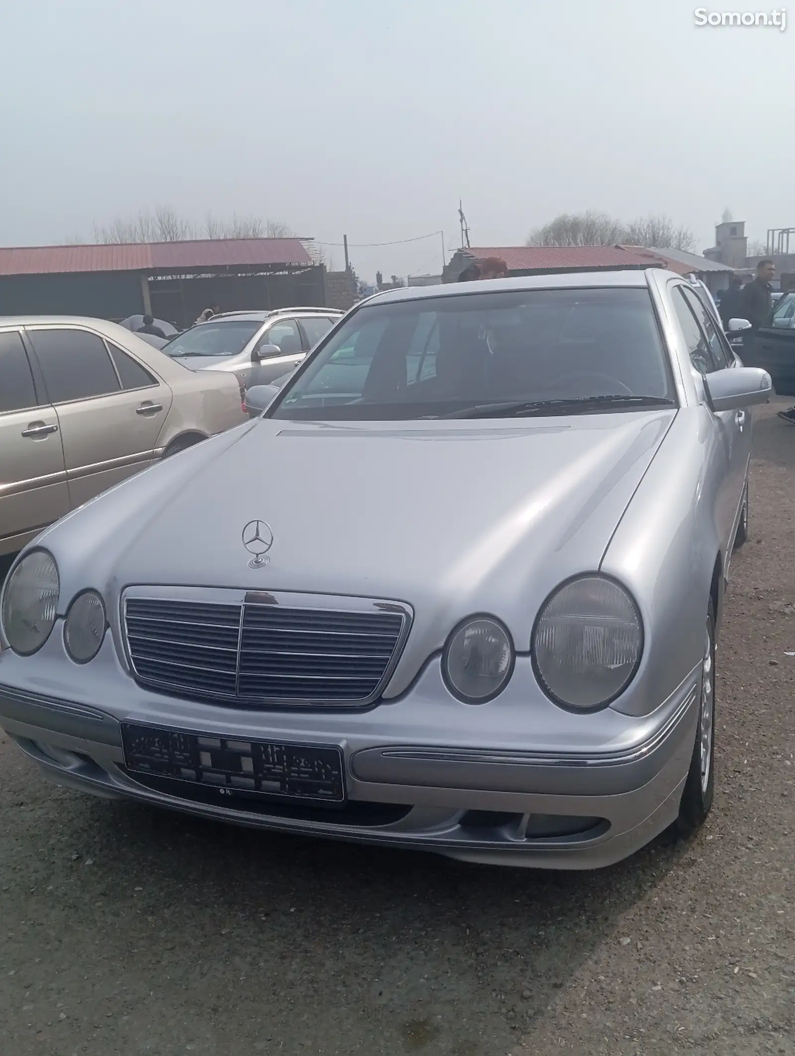 Mercedes-Benz E class, 2000-1