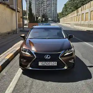 Lexus ES series, 2017