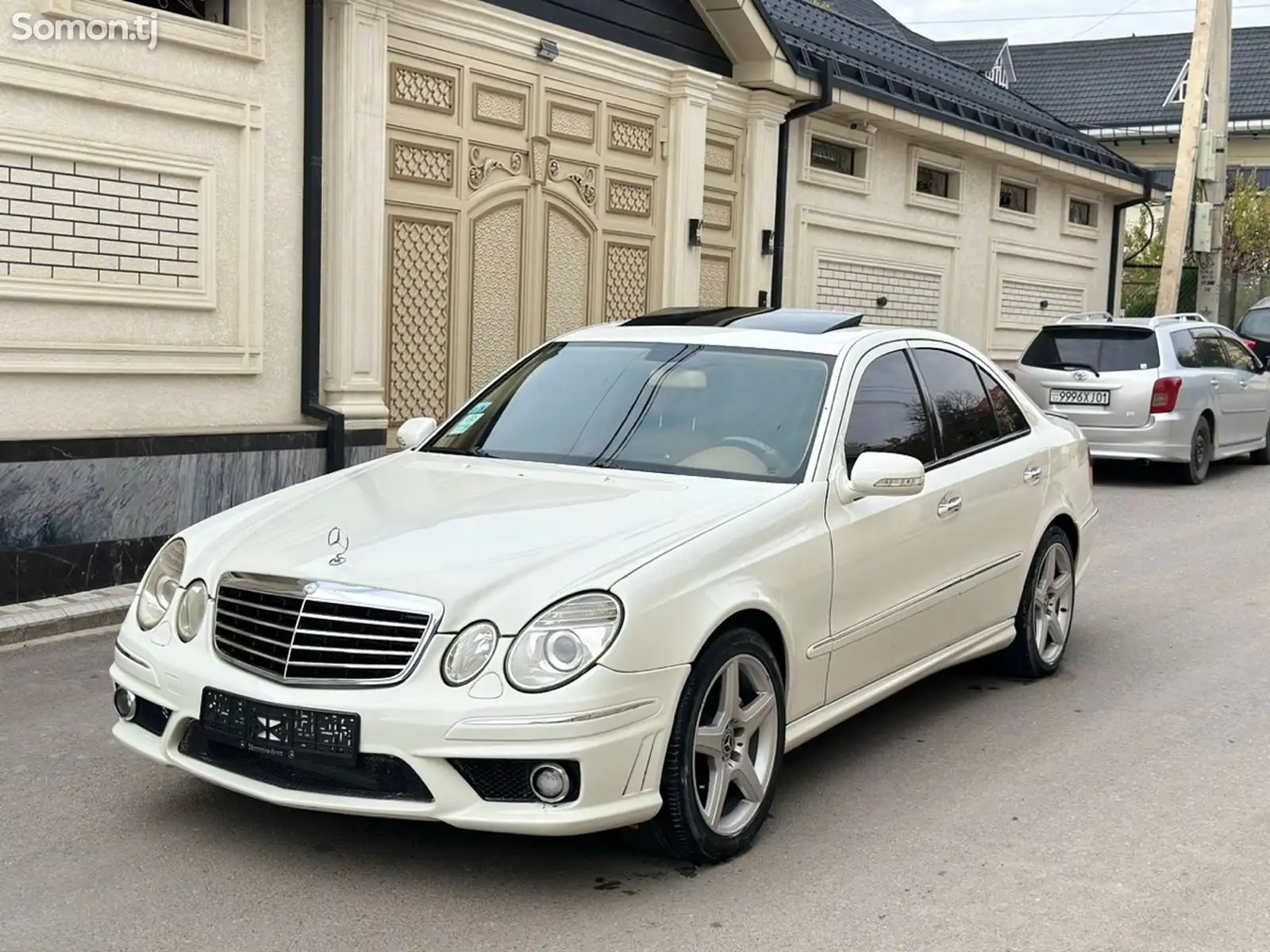 Mercedes-Benz E class, 2008-1