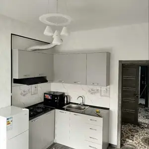 2-комн. квартира, 7 этаж, 60м², 18 микрорайон