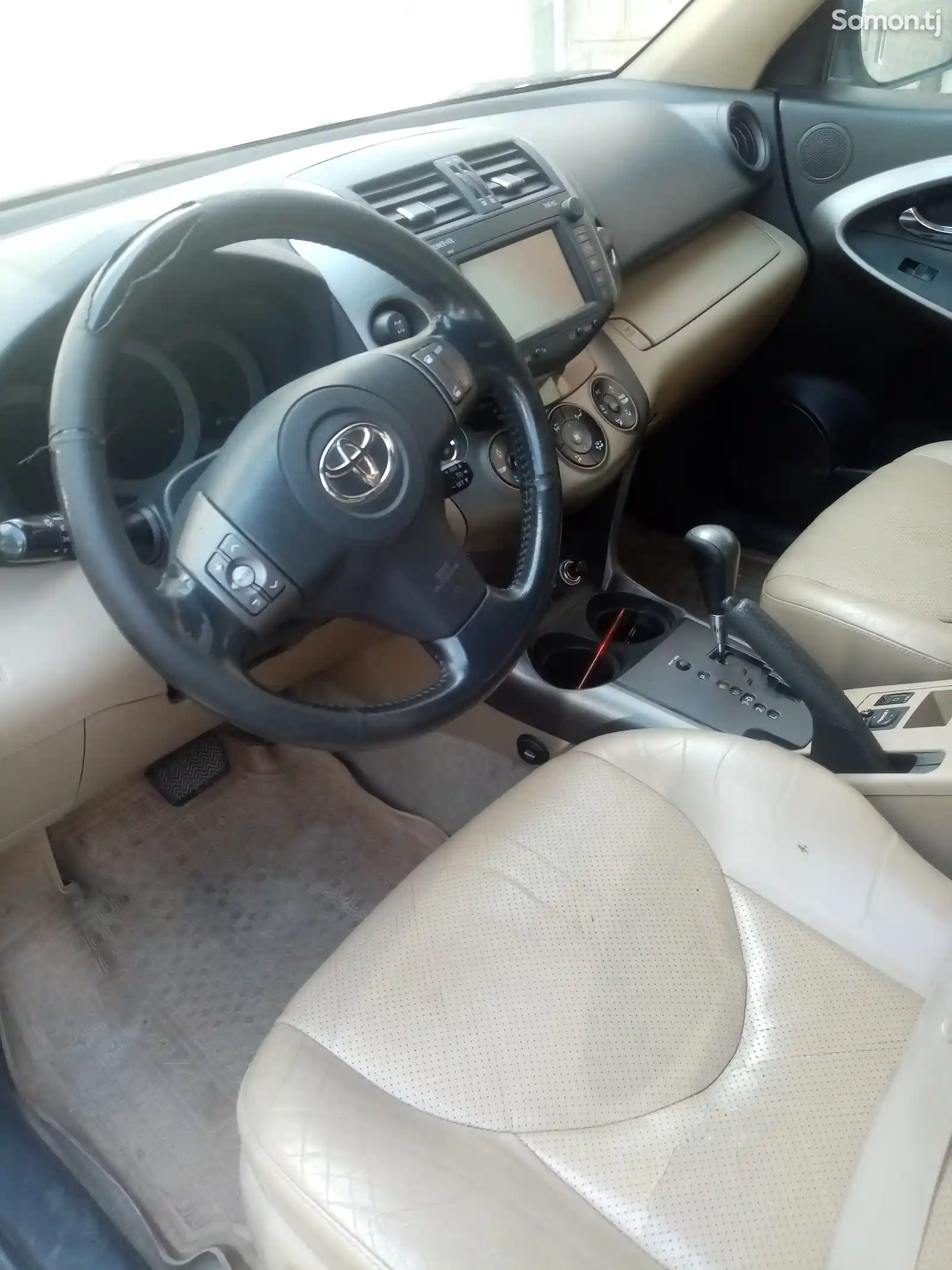 Toyota RAV 4, 2011-1