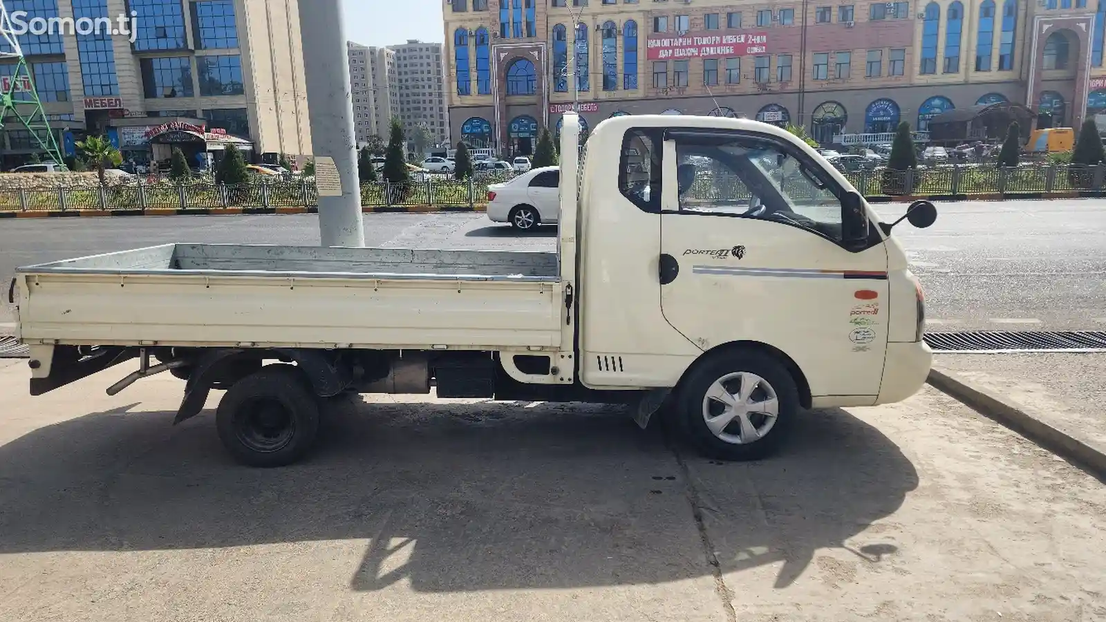 Бортовой автомобиль Hyundai Porter, 2011-3