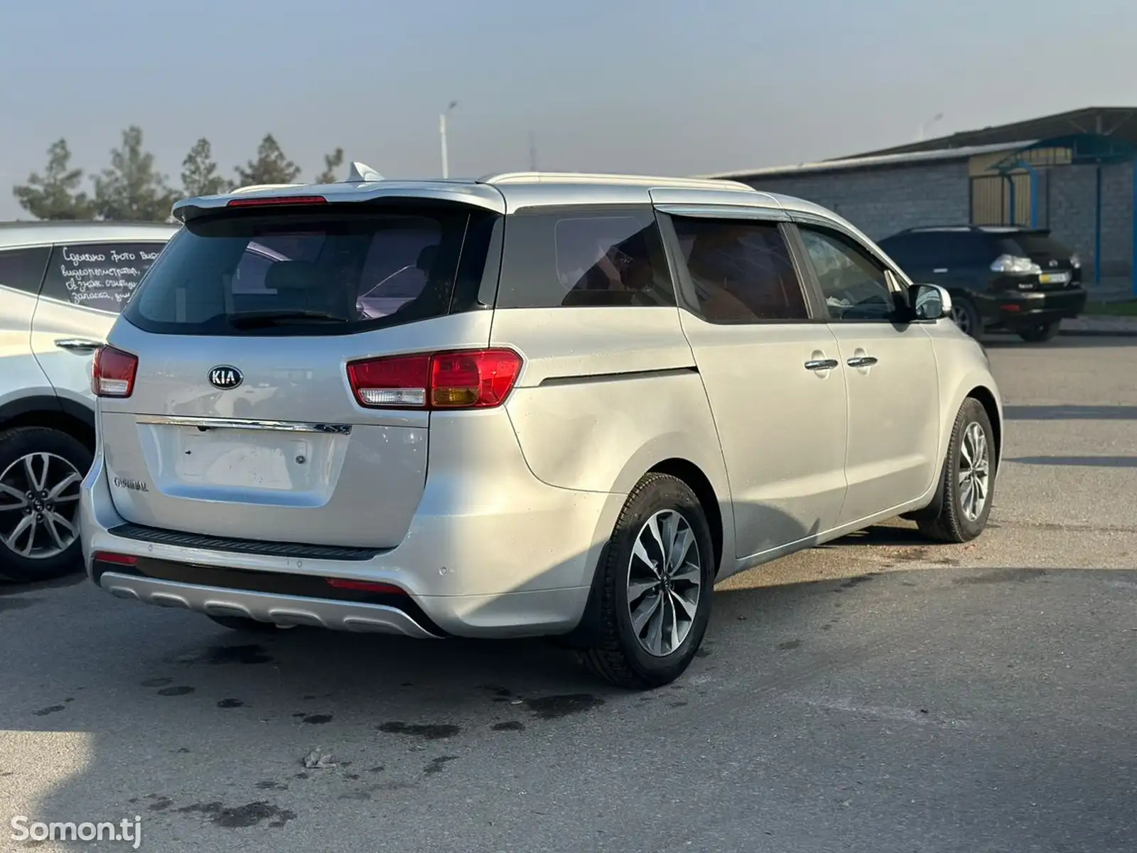 Kia Carnival, 2015-1