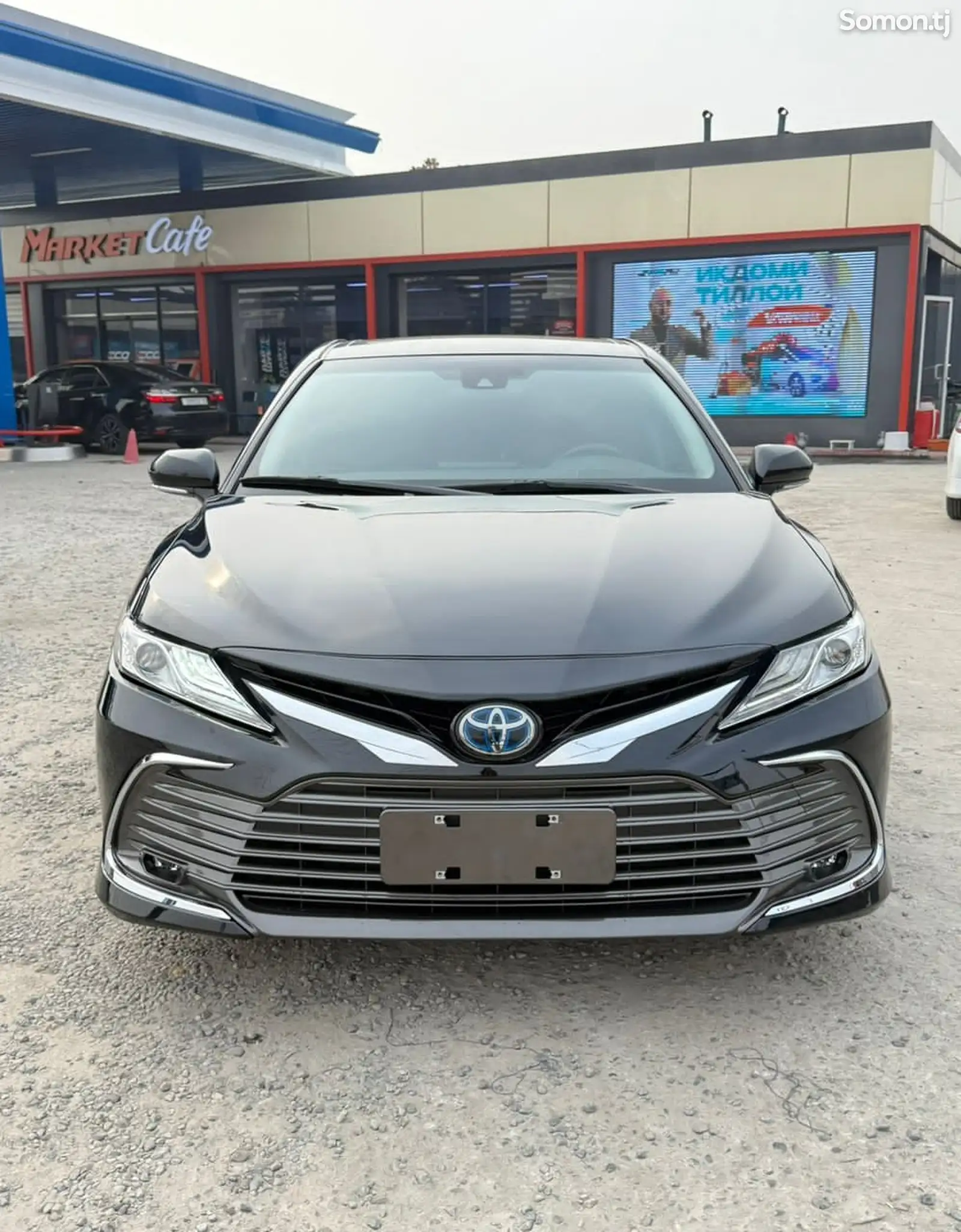 Toyota Camry, 2019-1