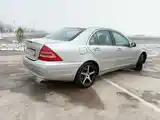 Mercedes-Benz E class, 2001-4