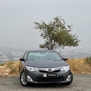 Toyota Camry, 2012