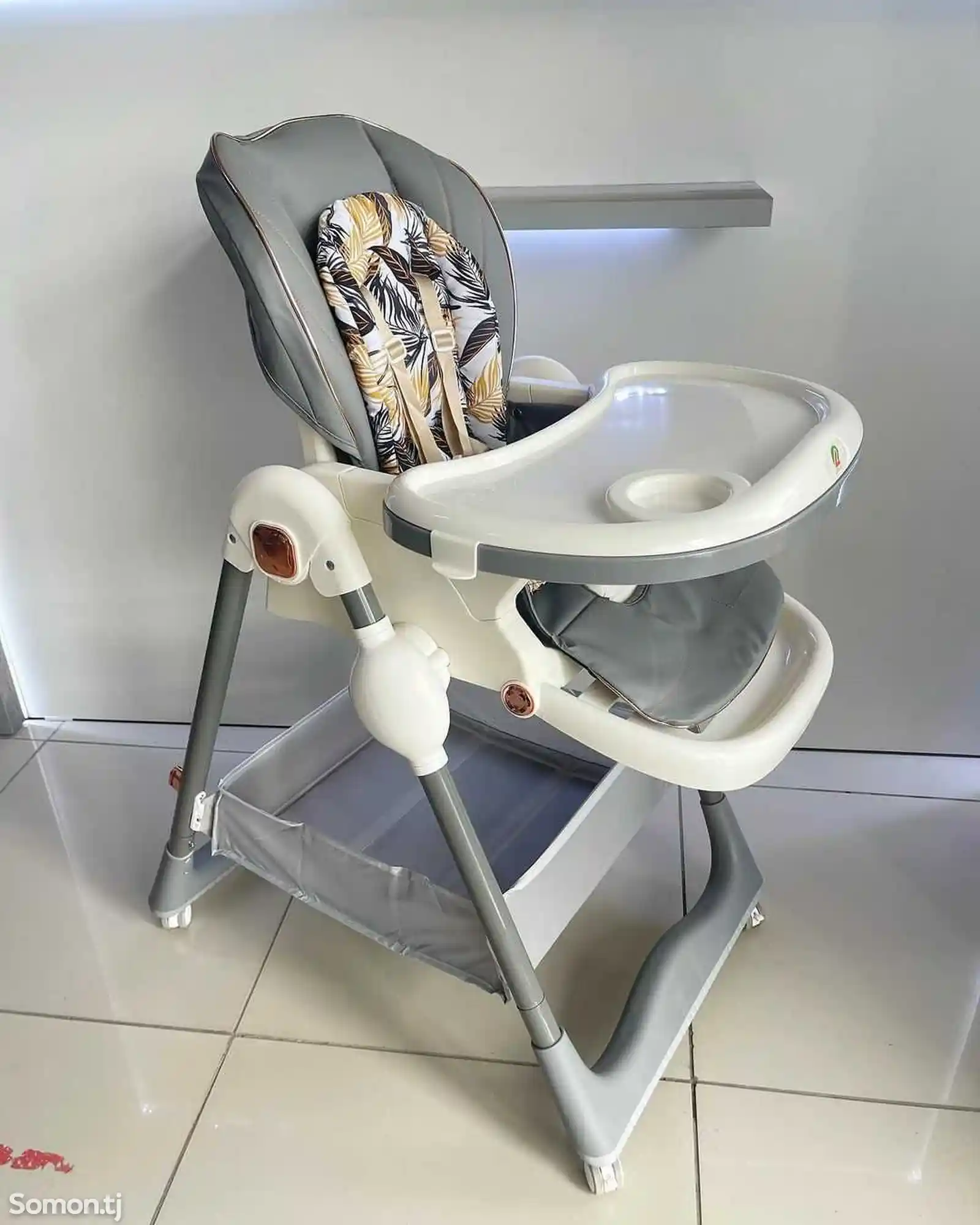Детский стульчик для кормления-1