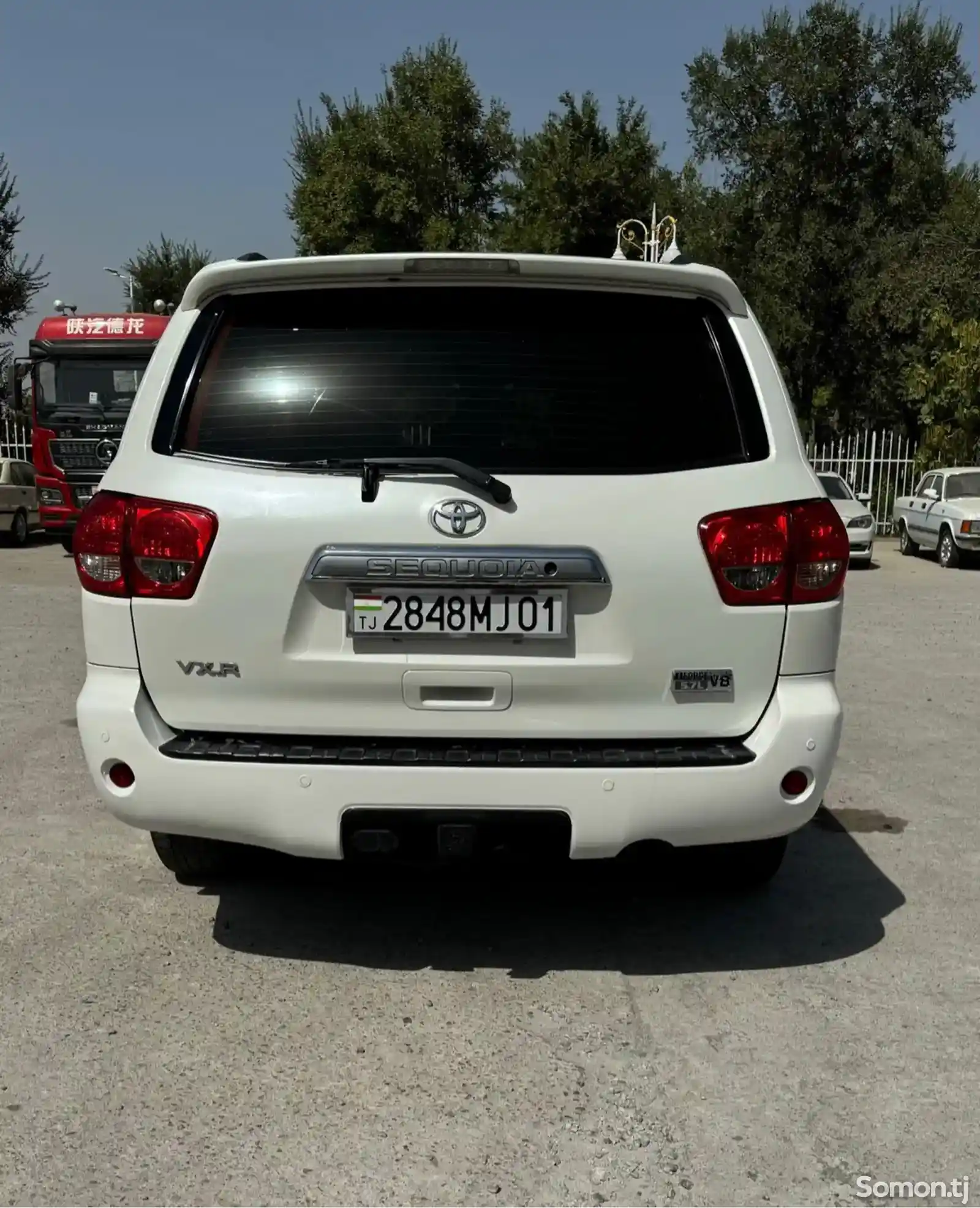 Toyota Sequoia, 2014-4