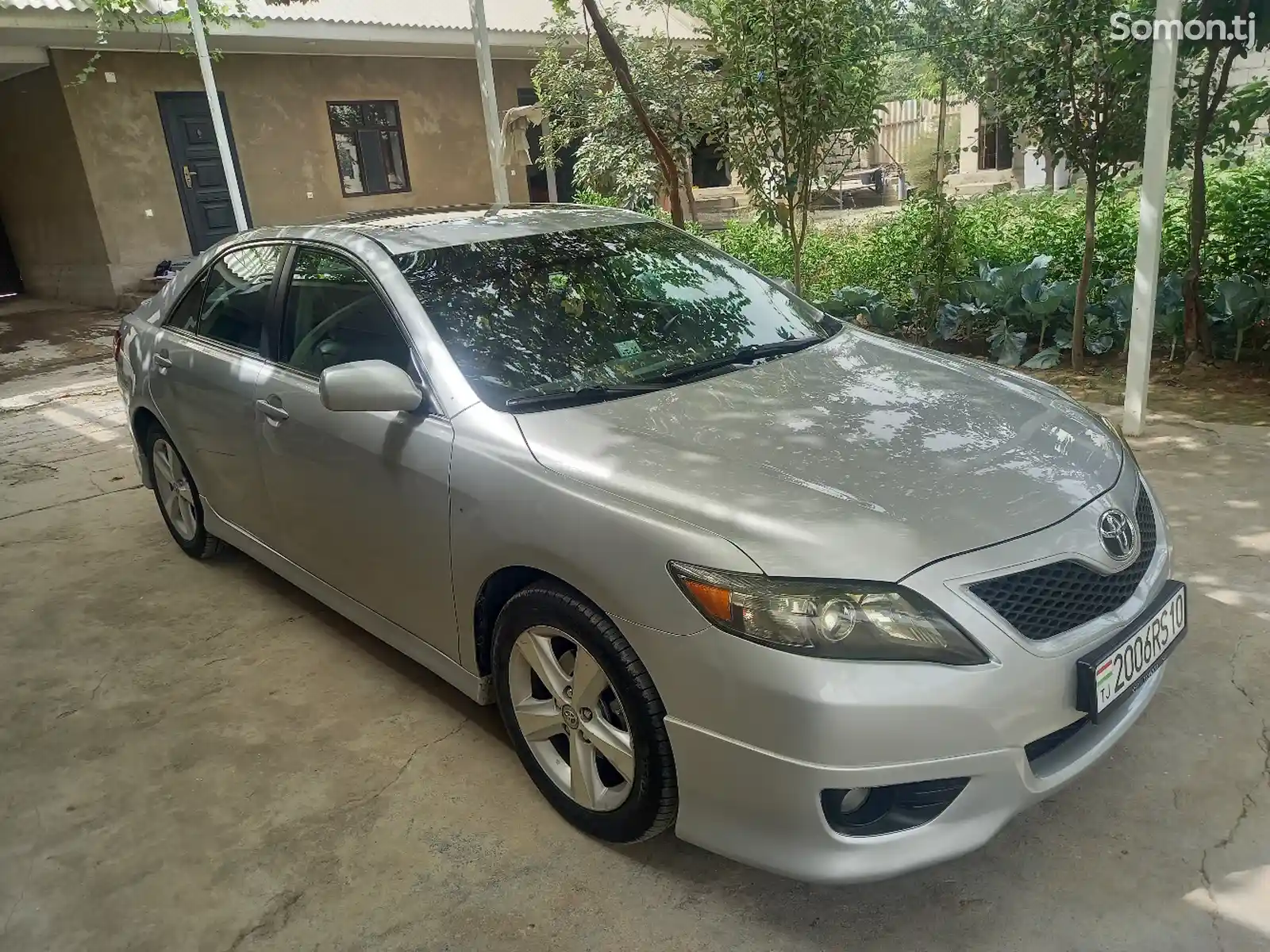 Toyota Camry, 2010-6