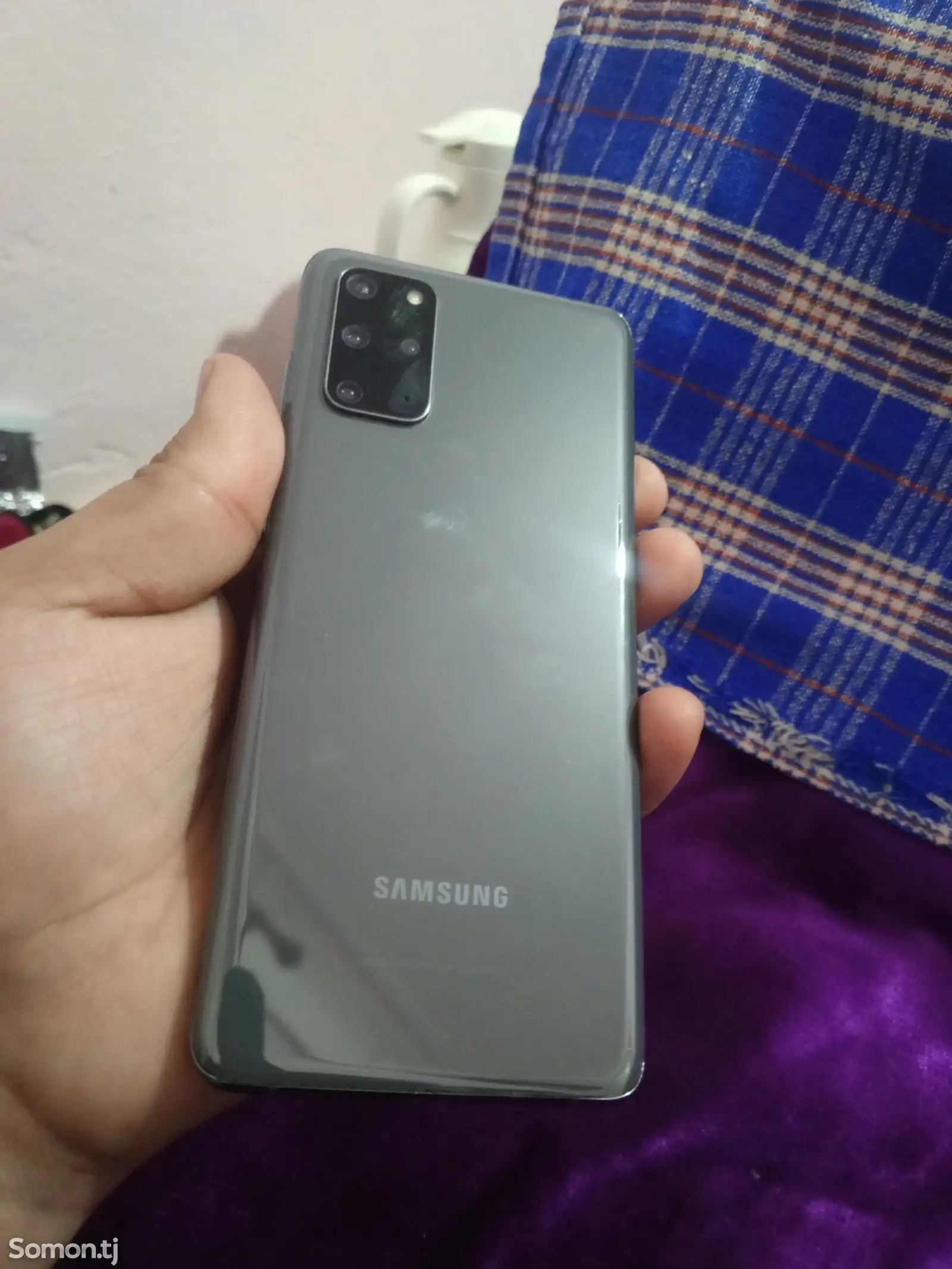 Samsung Galaxy S20+-1