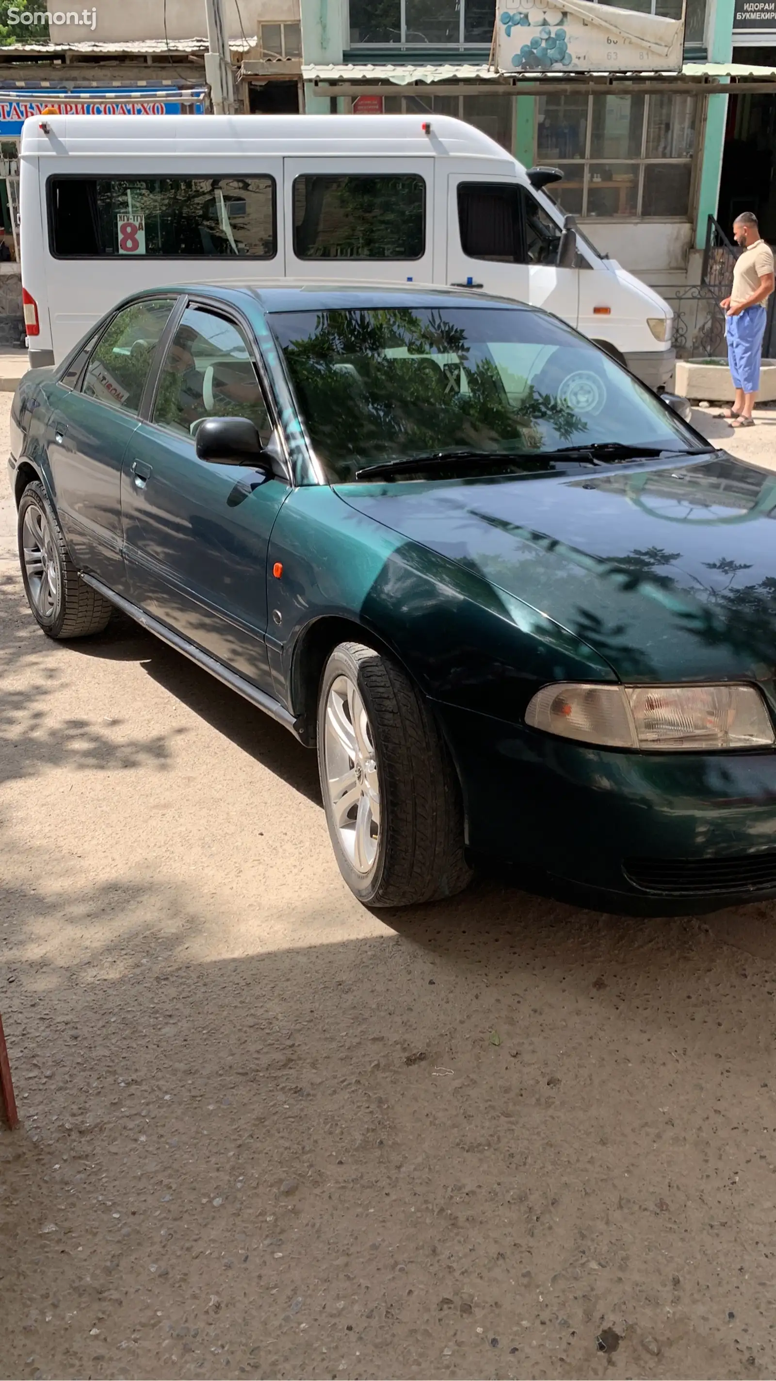 Audi A4, 1996-3