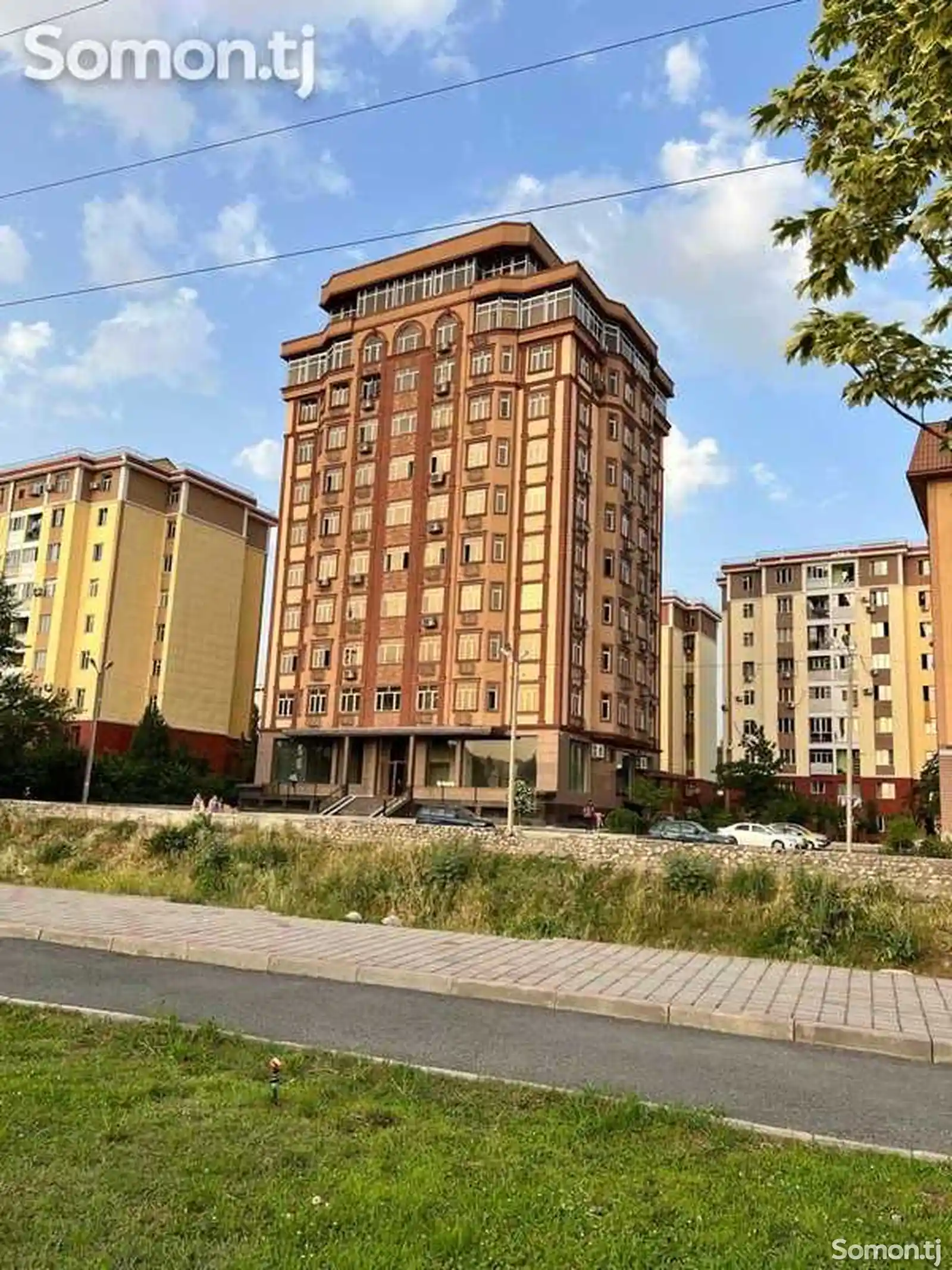 3-комн. квартира, 3 этаж, 95м², Сзади Пединститут, Ресторан Хуросон, Центр-16