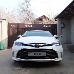 Toyota Avalon, 2013