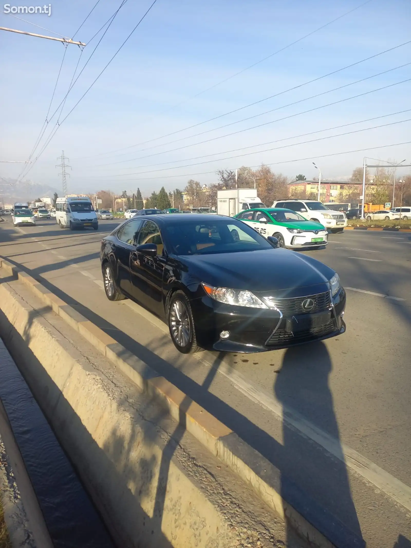 Lexus ES series, 2013-1