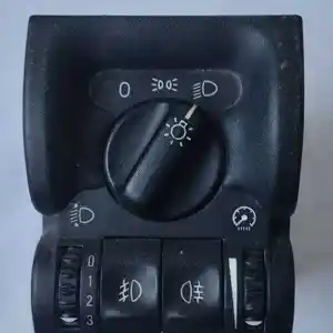 Кнопка переключателя фары от Opel vectra B