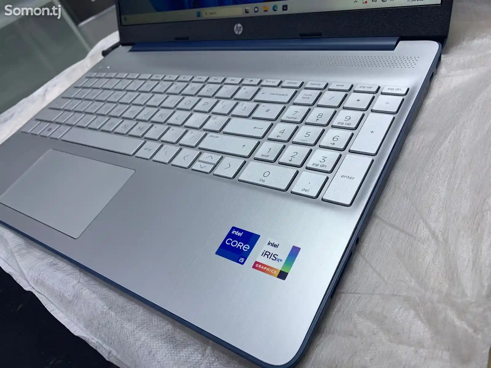 Ноутбук HP 15.6 FUUL HD core i5-11TH DDR4 8GB SSD m2 512GB-4