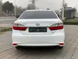 Toyota Camry, 2017-12