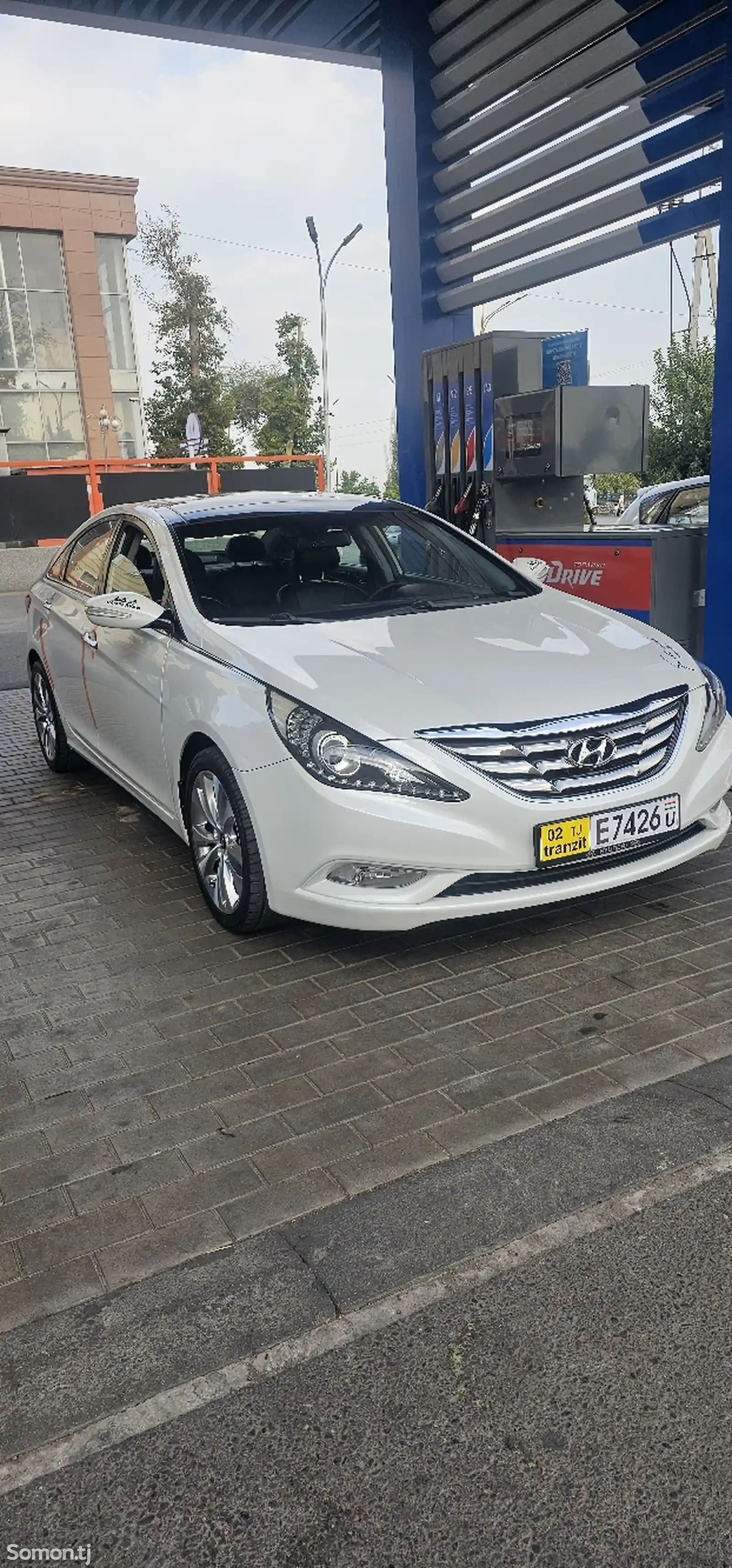 Hyundai Sonata, 2010-2