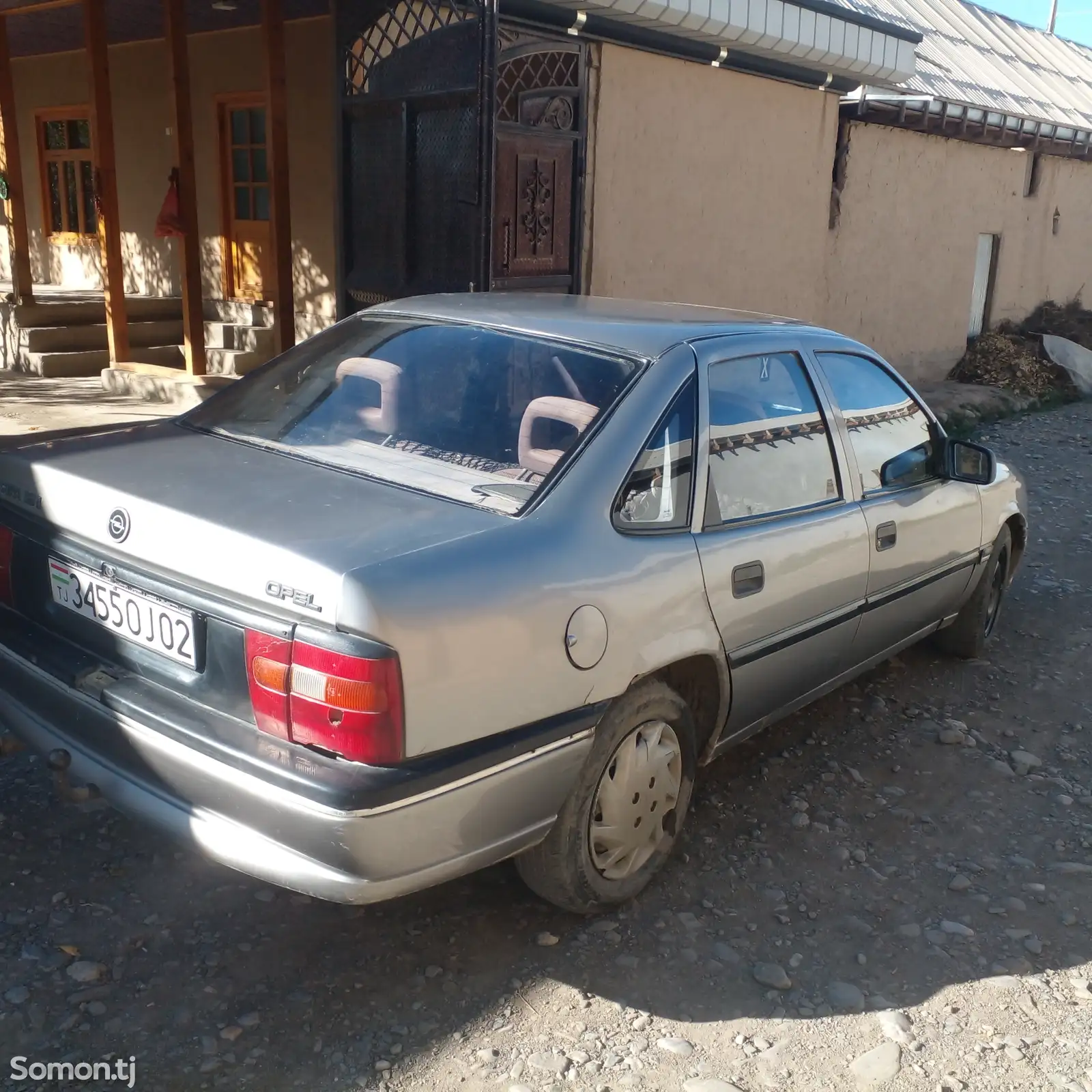 Opel Vectra A, 1992-3