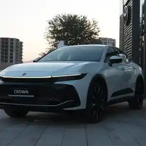 Toyota Crown, 2023