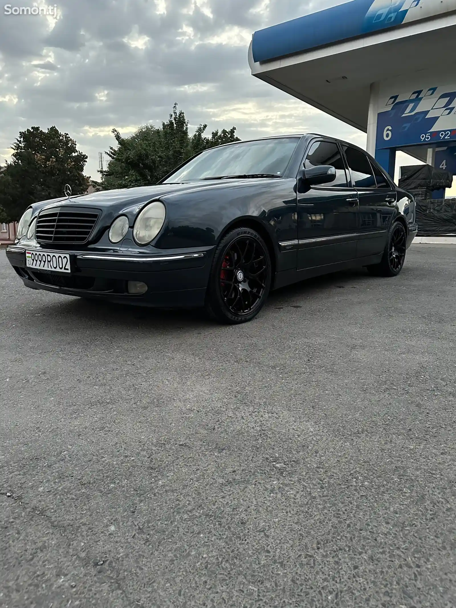 Mercedes-Benz E class, 2000-5