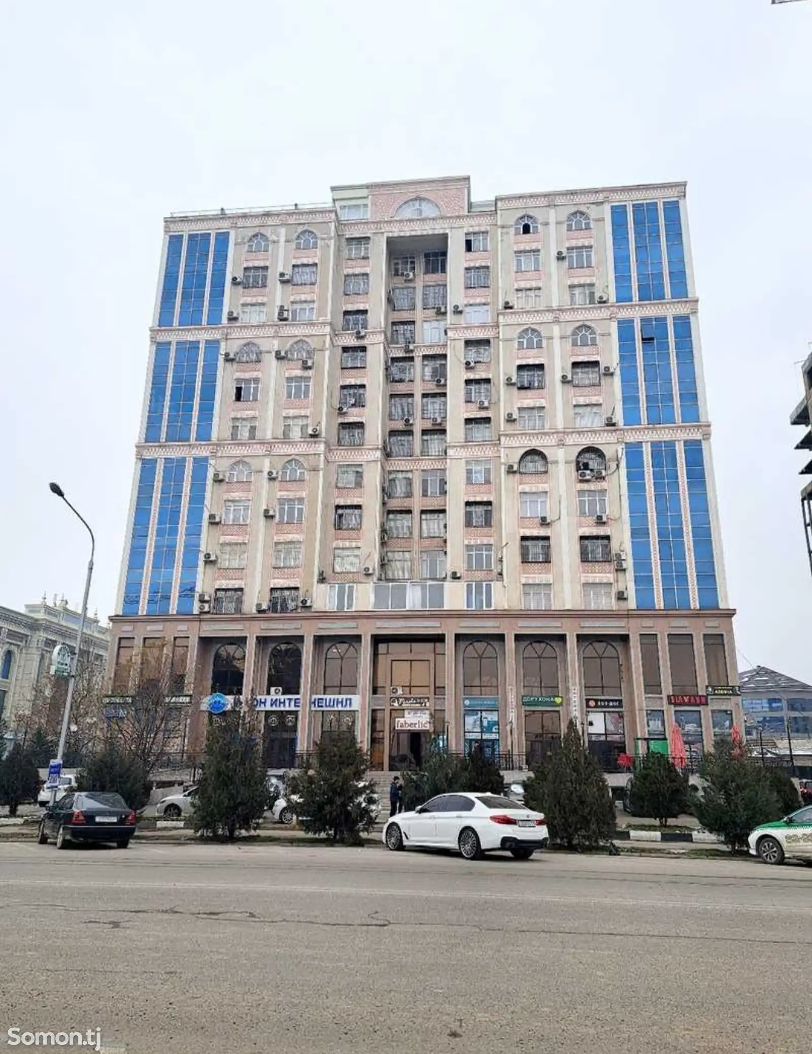 3-комн. квартира, 5 этаж, 90м², И. Сомони-1