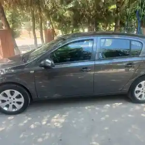 Opel Astra H, 2009