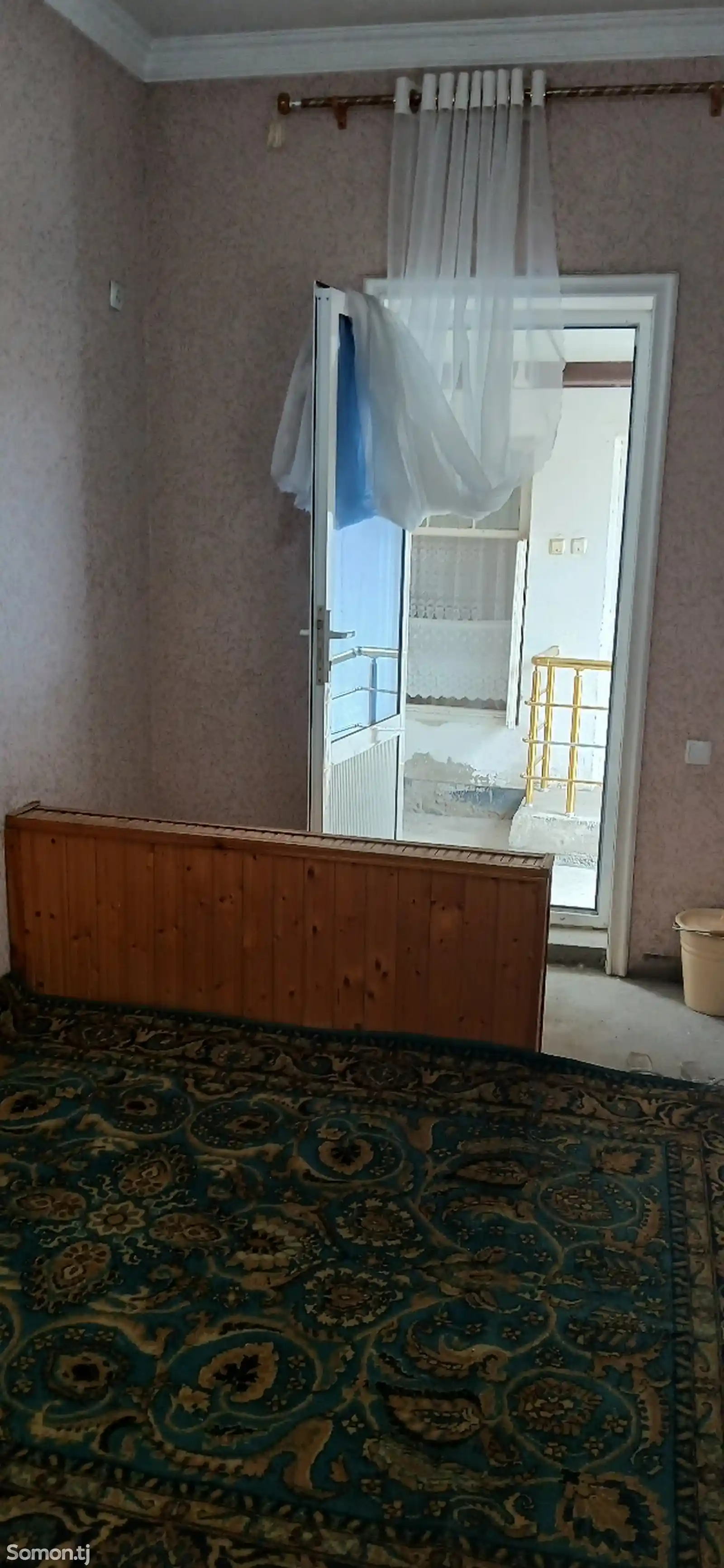 Комната в 1-комн. квартире, 1 этаж, 65м², Универмаг-2