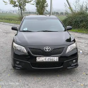 Toyota Camry, 2011