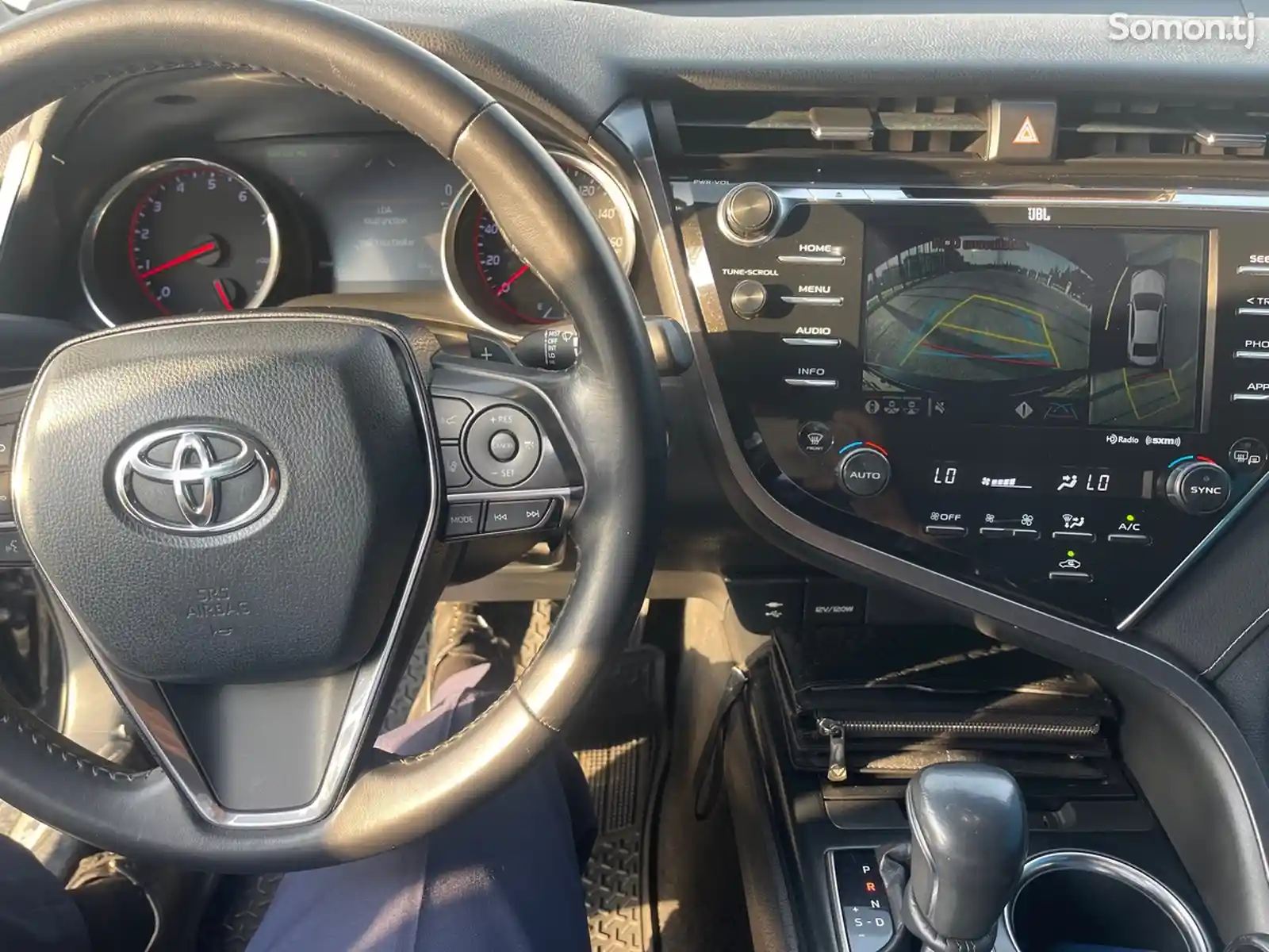 Toyota Camry, 2018-8