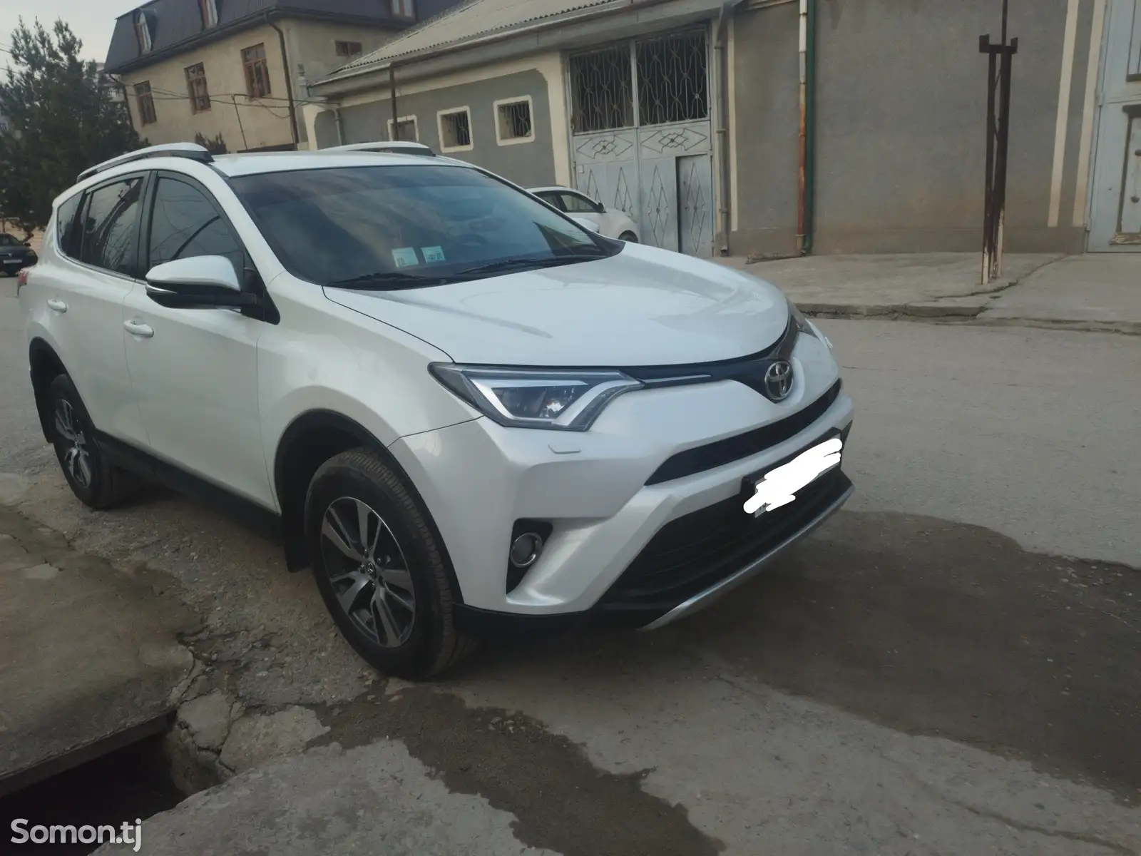 Toyota RAV 4, 2018-1