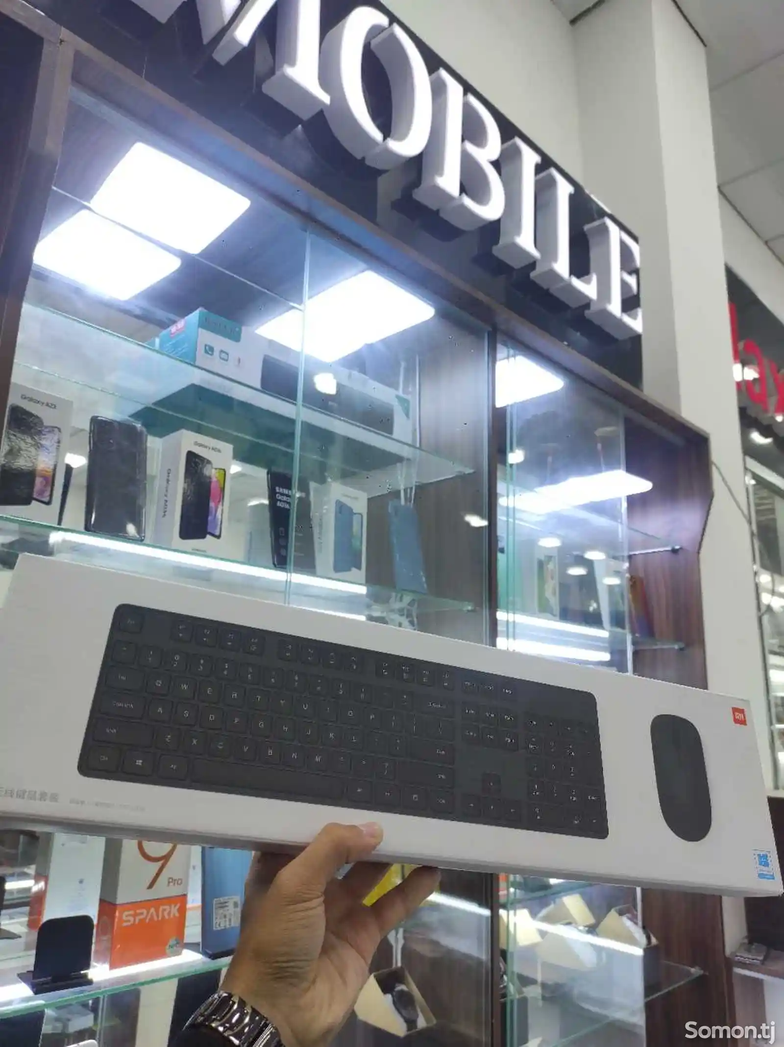 Комплект клавиатуры с мышью Xiaomi Mi Wireless Keyboard and Mouse Combo-1