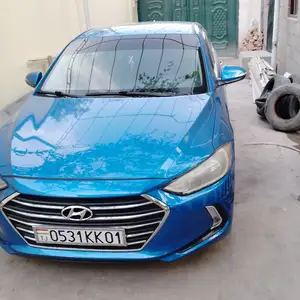 Hyundai Elantra, 2018