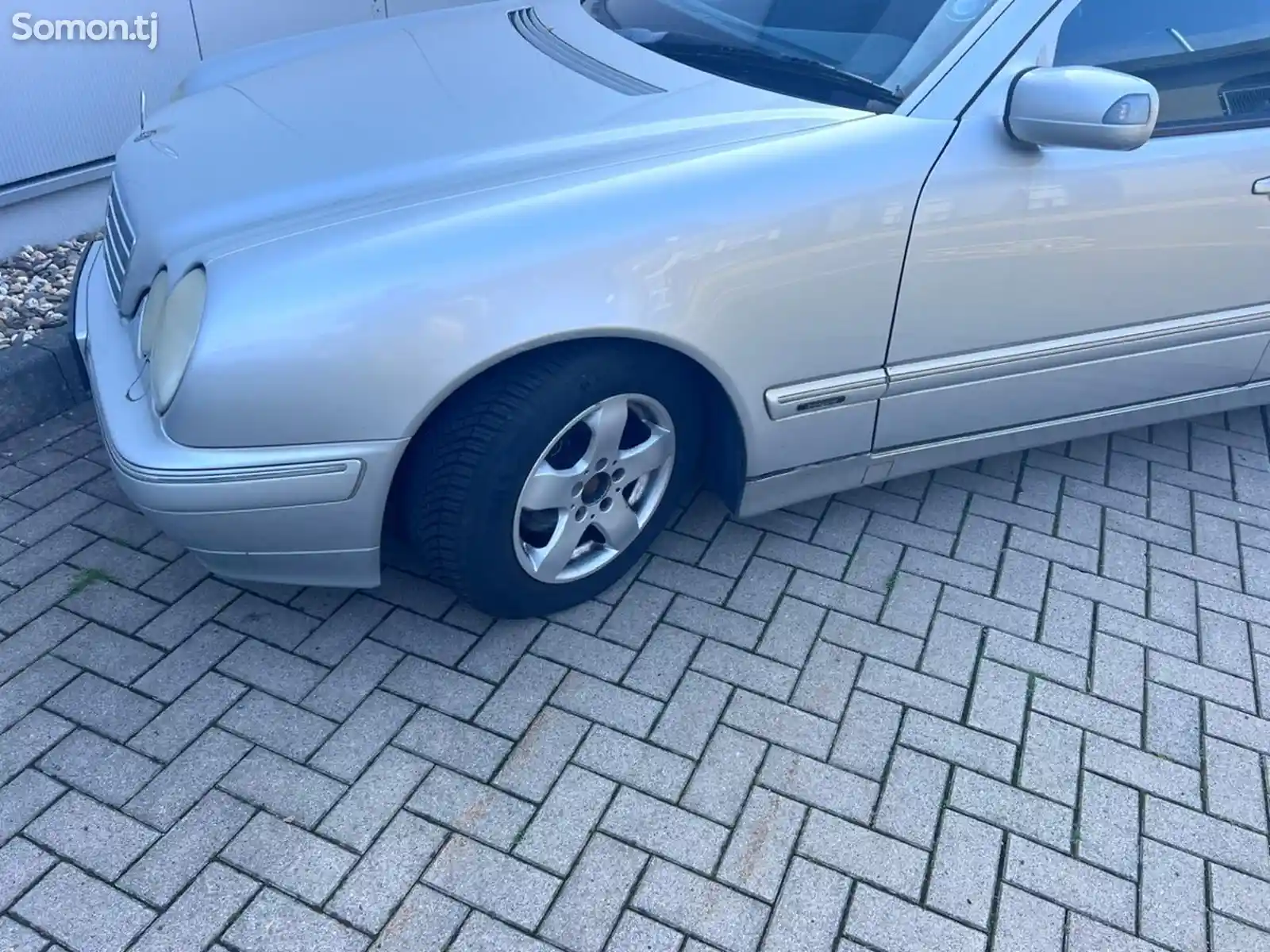 Mercedes-Benz E class, 2000-9