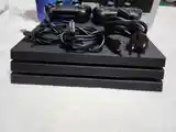 Игровая приставка PlayStation 4pro-2