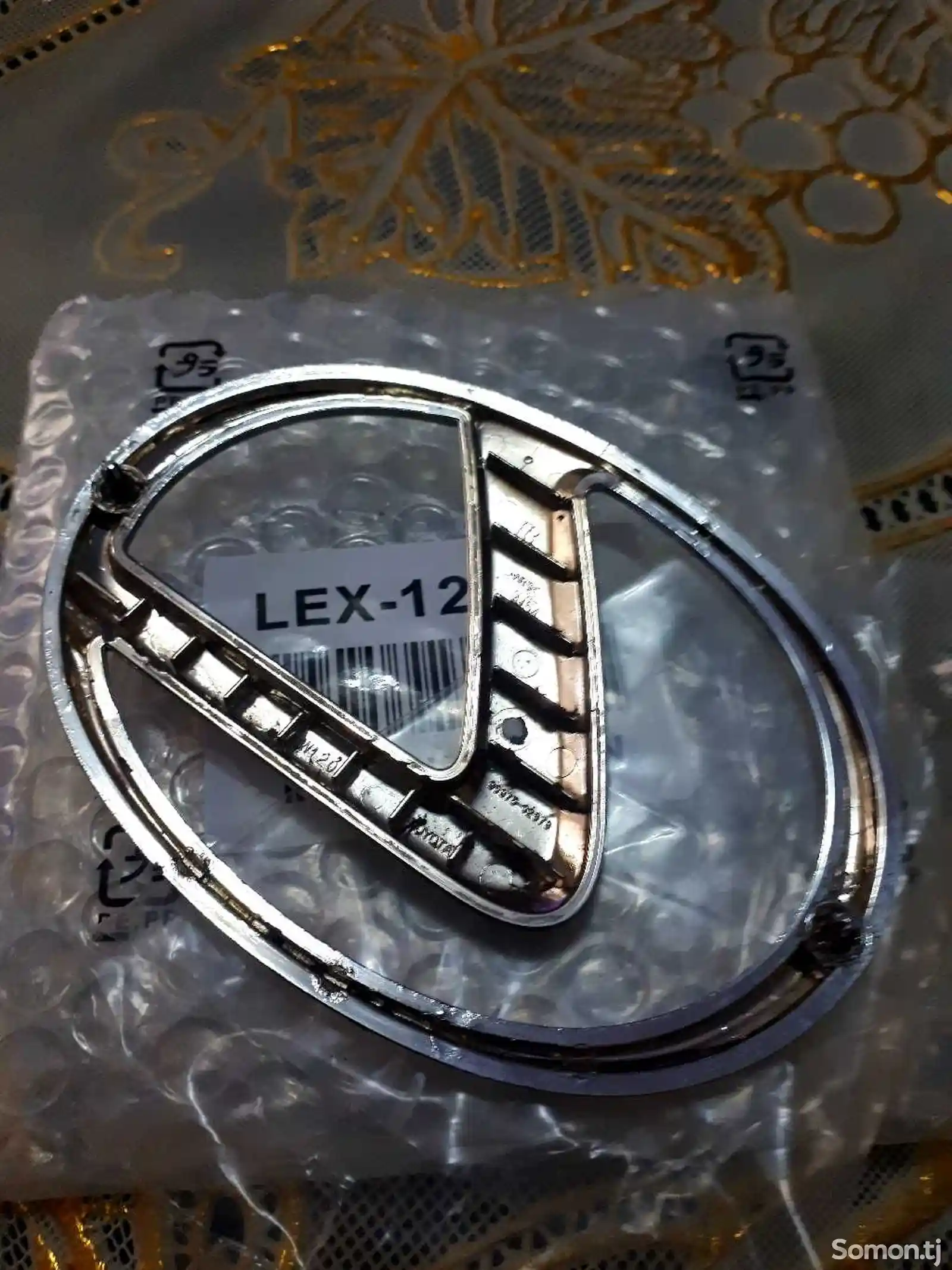 Знак от Lexus R.X. 2010-2015-5