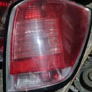 Правый задний фонарь на Opel Astra H