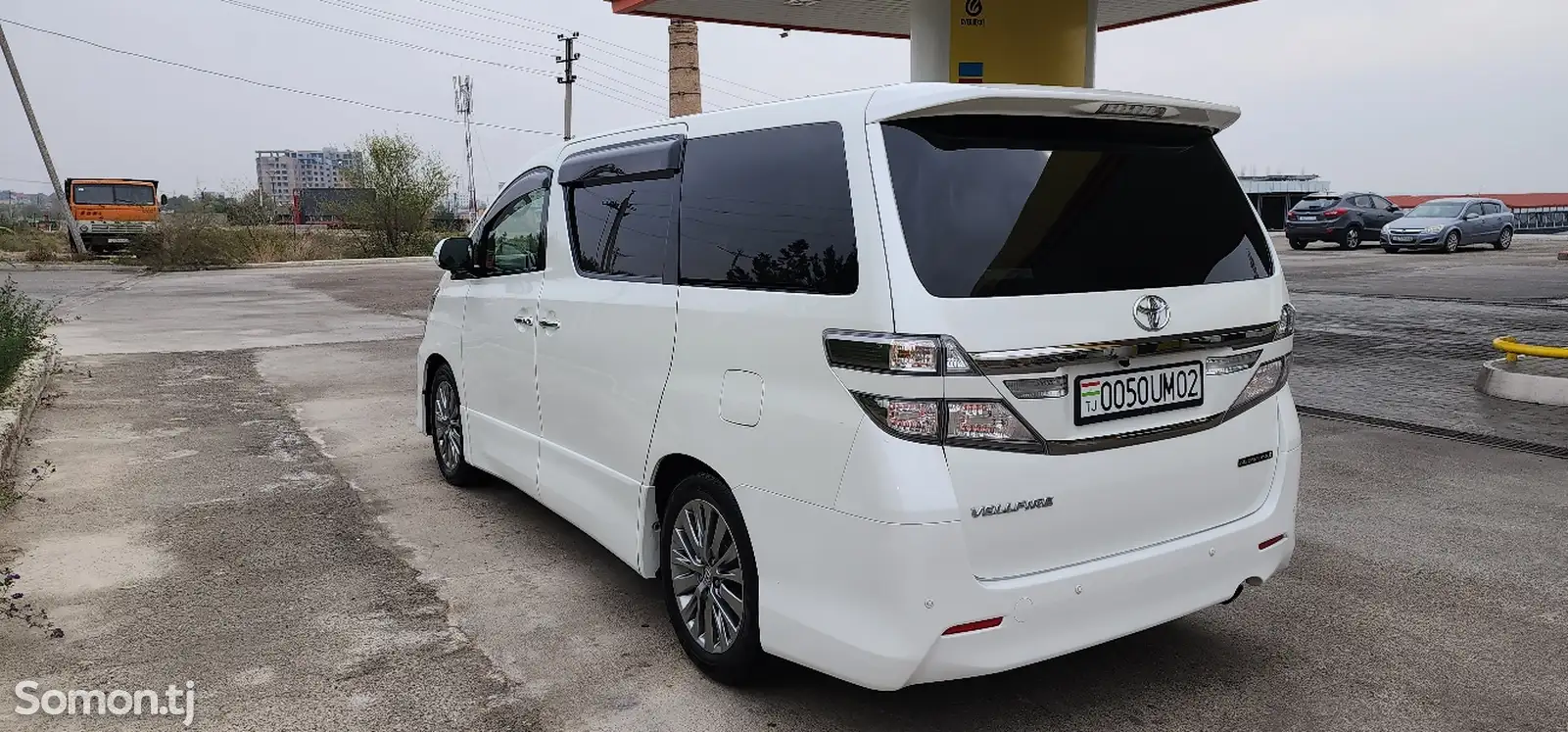 Toyota Vellfire, 2015-4