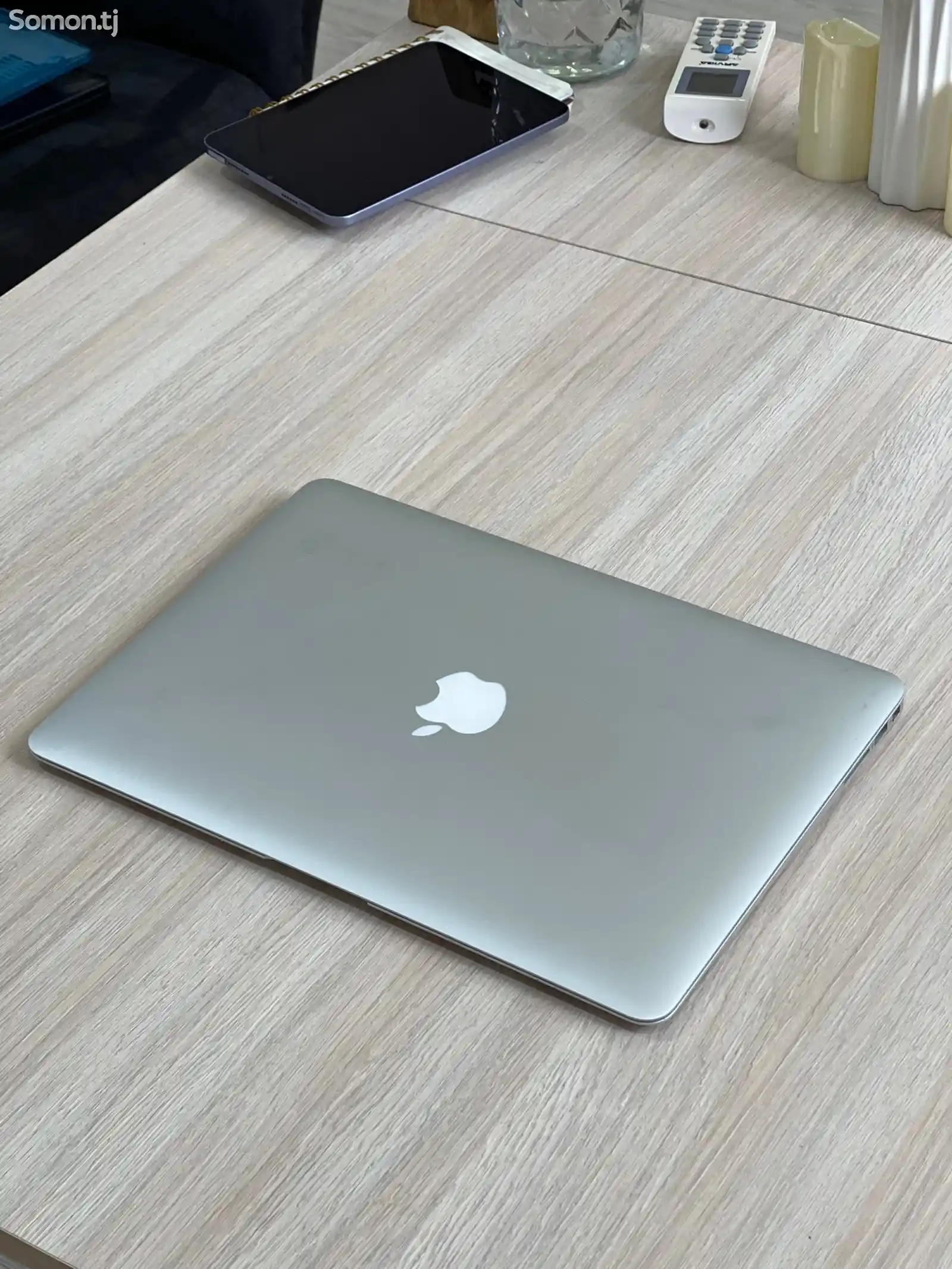 Ноутбук Apple MacBook Air 13 2017 + чехол и сумка-3