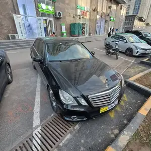 Mercedes-Benz E class, 2010